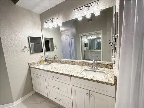 1326 Emerald Dunes Drive Sun City Center FL 33573