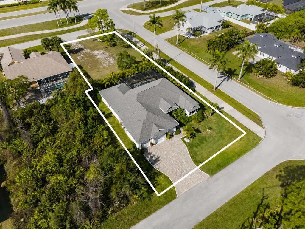 8127 Dimstead Street Port Charlotte FL 33981