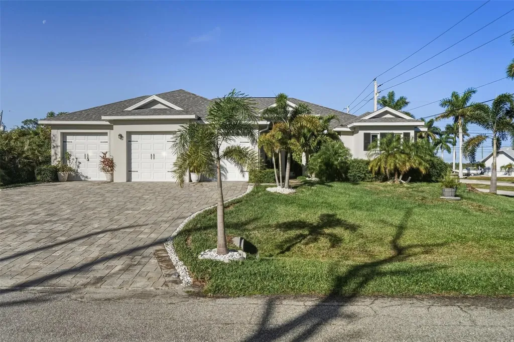 8127 Dimstead Street Port Charlotte FL 33981