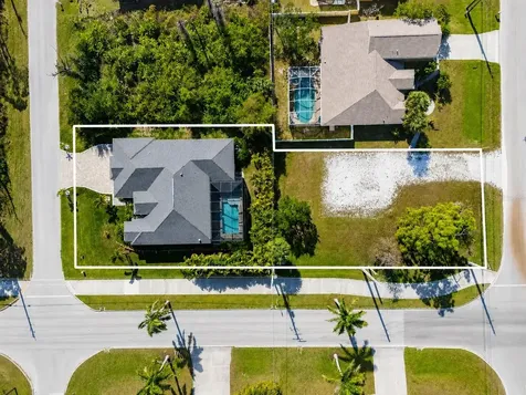 8127 Dimstead Street Port Charlotte FL 33981