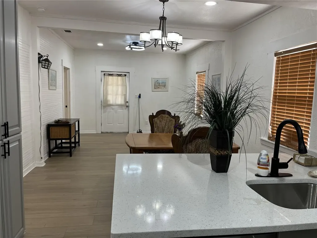 2506 E 12th Avenue Tampa FL 33605