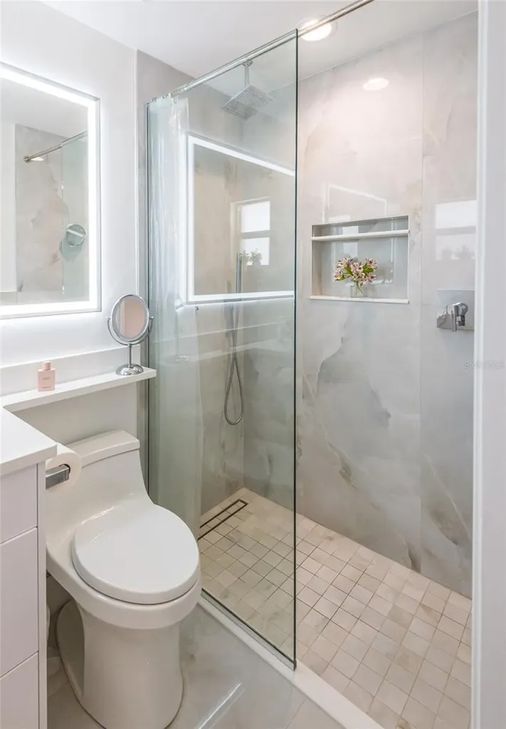 1900 Benjamin Franklin Drive Sarasota FL 34236