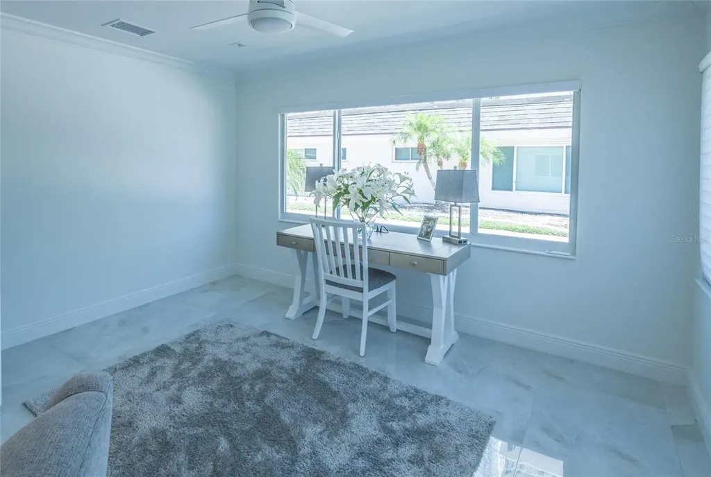 1900 Benjamin Franklin Drive Sarasota FL 34236