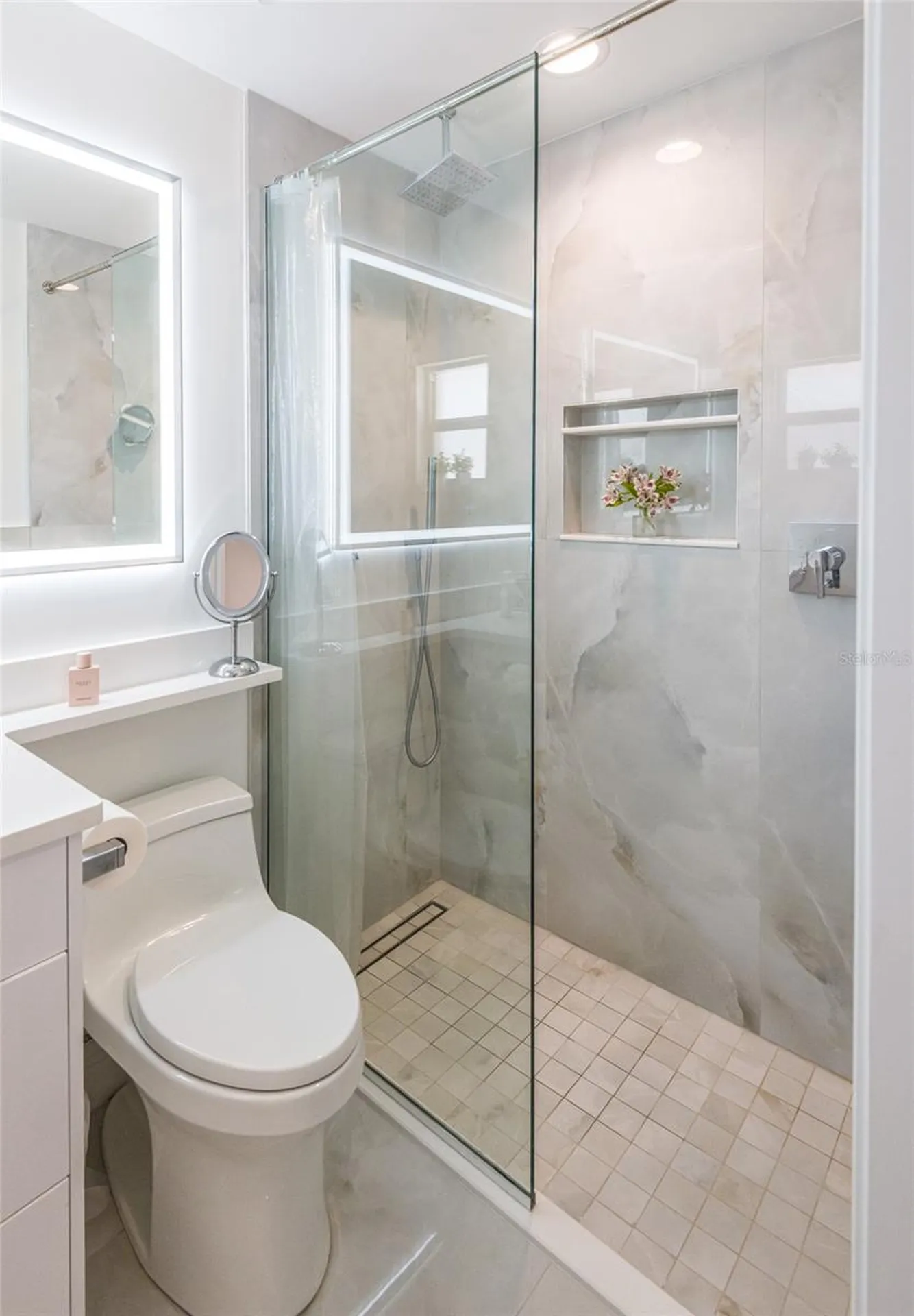1900 Benjamin Franklin Drive Sarasota FL 34236