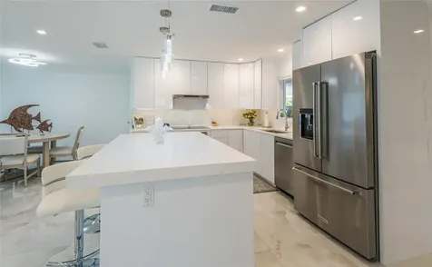 1900 Benjamin Franklin Drive Sarasota FL 34236