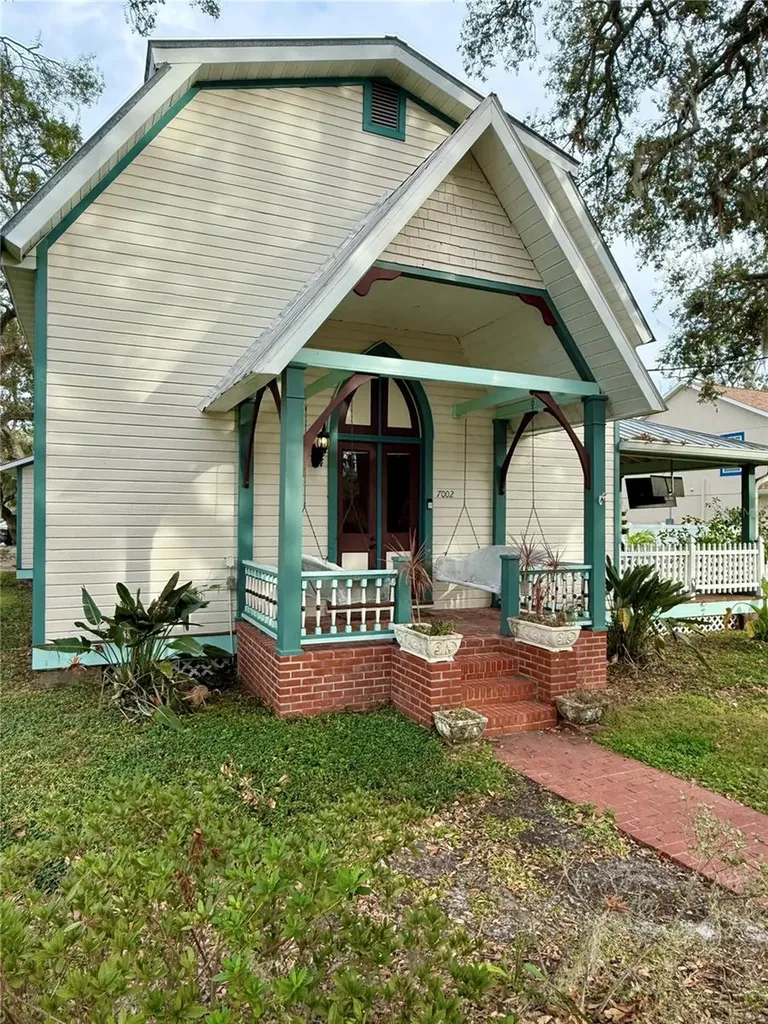 7002 Shamrock Road S Tampa FL 33616