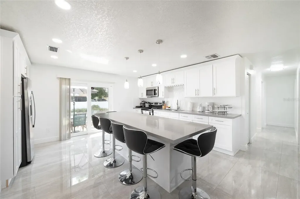129 Coral Bell Court Orlando FL 32807