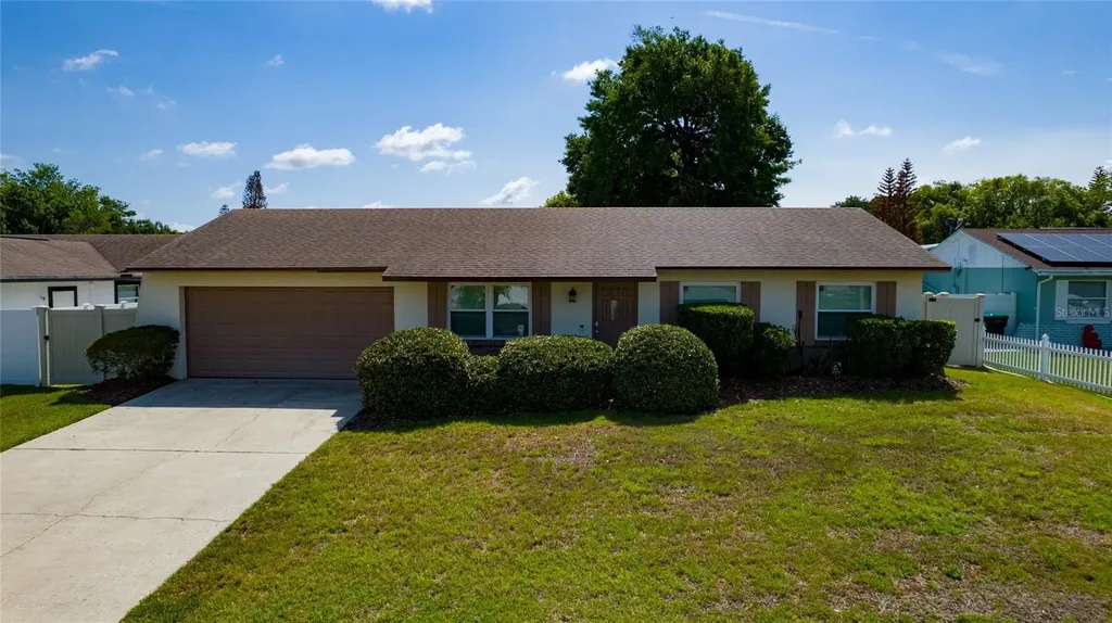 129 Coral Bell Court Orlando FL 32807
