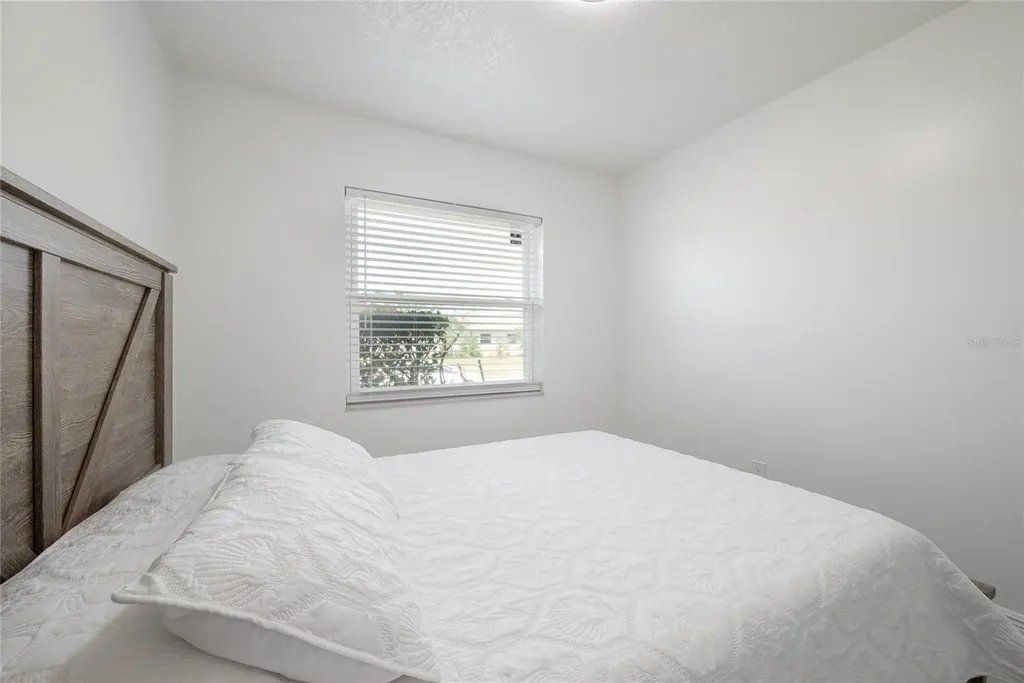 129 Coral Bell Court Orlando FL 32807