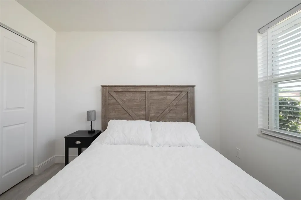 129 Coral Bell Court Orlando FL 32807