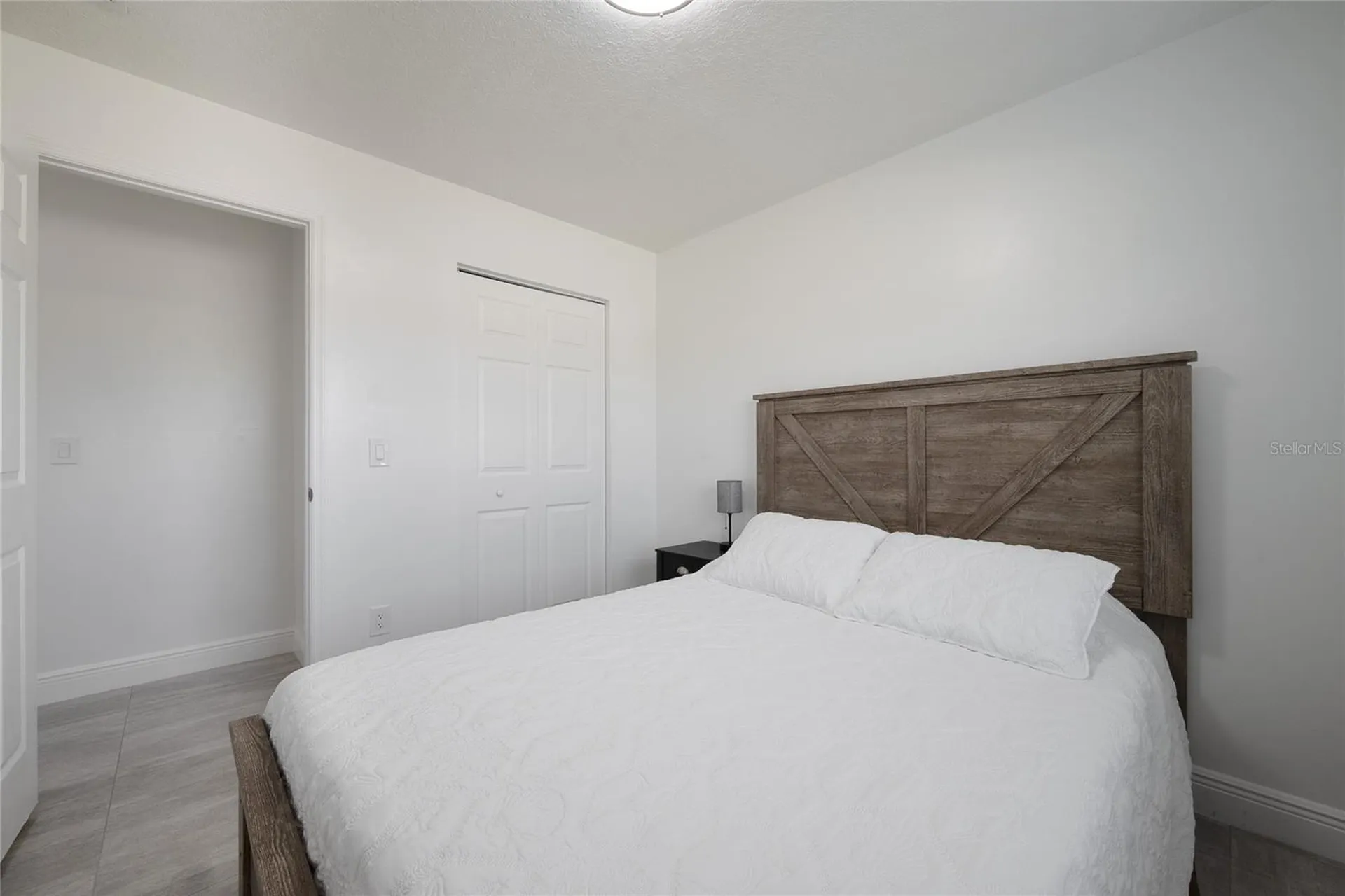 129 Coral Bell Court Orlando FL 32807