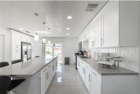 129 Coral Bell Court Orlando FL 32807