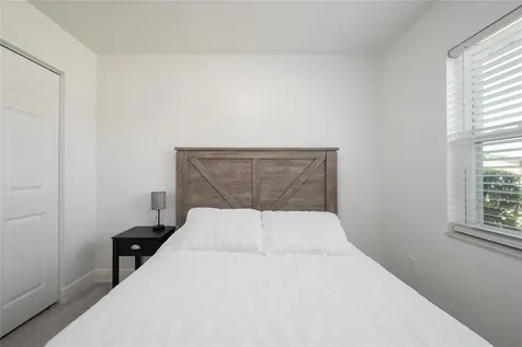 129 Coral Bell Court Orlando FL 32807