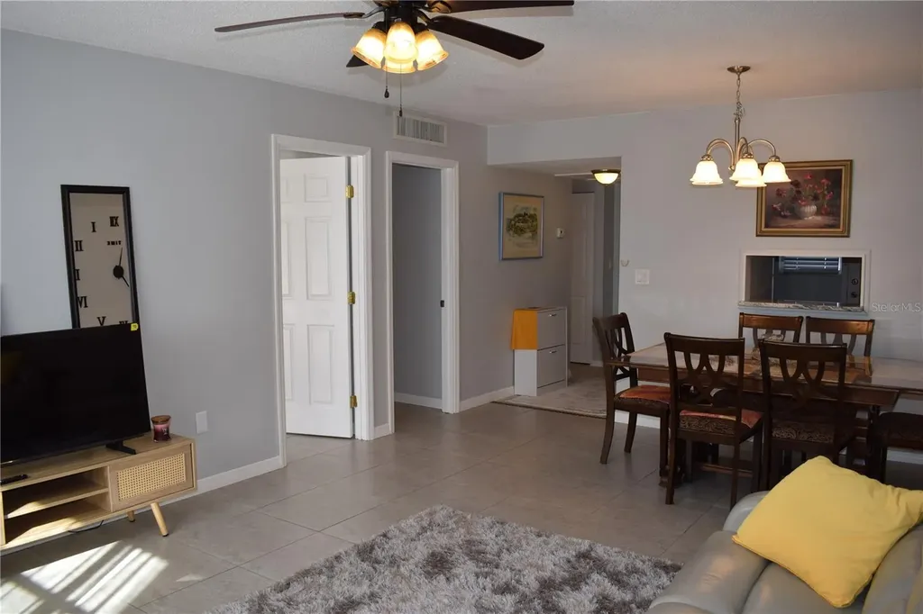 245 Center Road Venice FL 34285