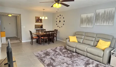 245 Center Road Venice FL 34285