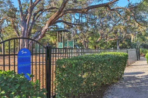 6634 Calypso Coral Lane Sarasota FL 34240