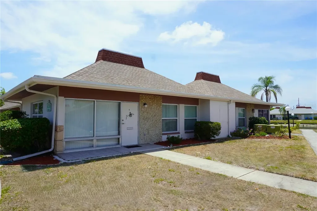 4330 Tahitian Gardens Circle Holiday FL 34691