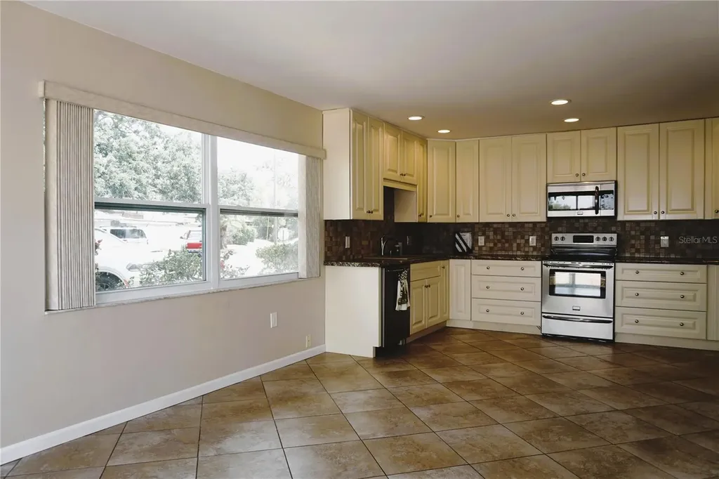 4330 Tahitian Gardens Circle Holiday FL 34691