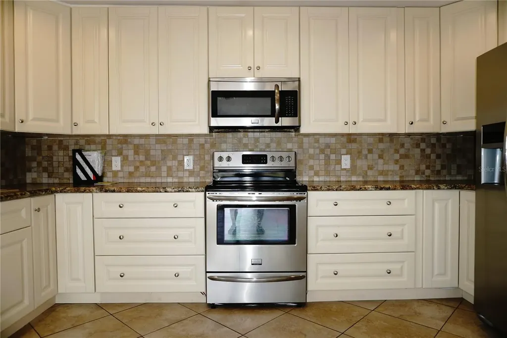 4330 Tahitian Gardens Circle Holiday FL 34691