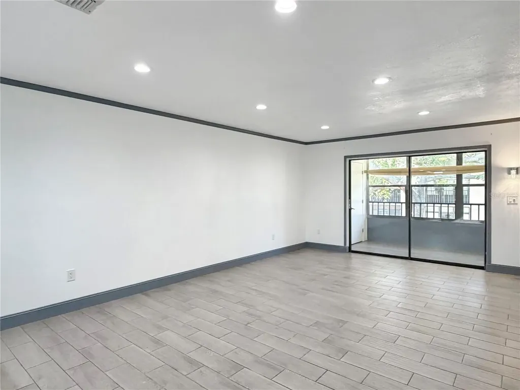 2275 62nd Avenue N St Petersburg FL 33713