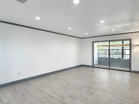 2275 62nd Avenue N St Petersburg FL 33713