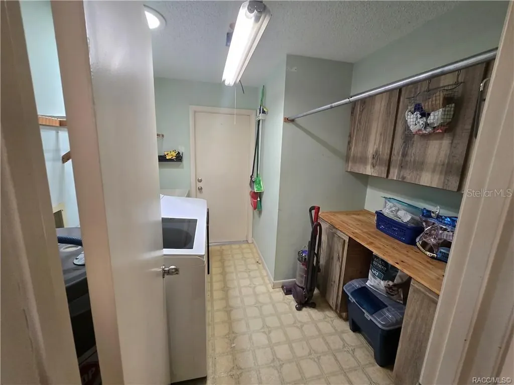 1 Holly Court Homosassa FL 34446