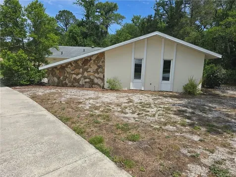 1 Holly Court Homosassa FL 34446