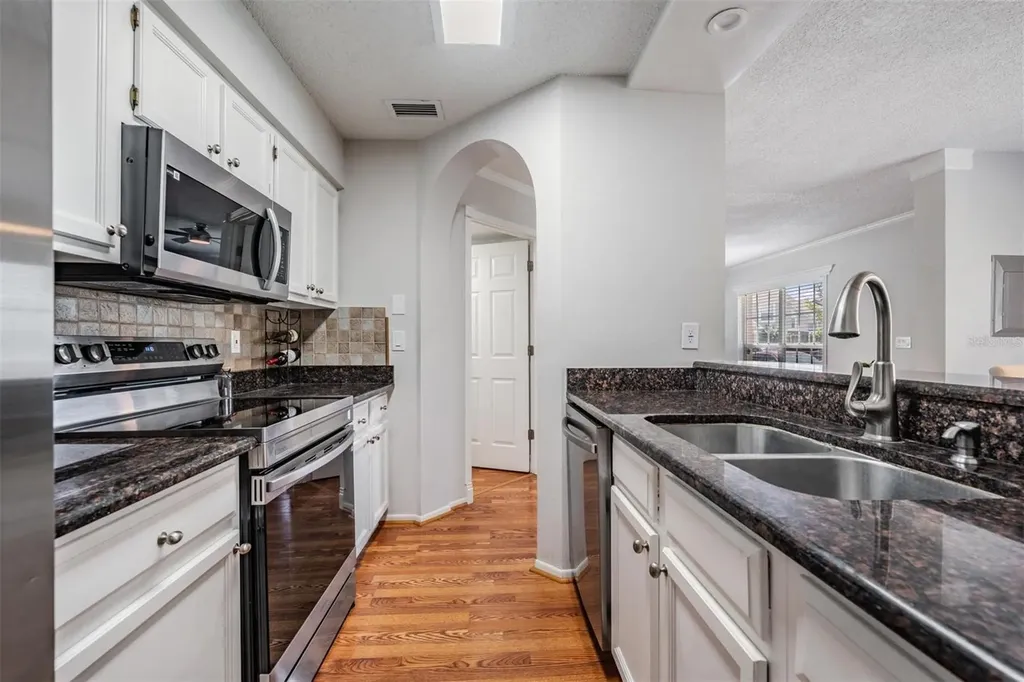 341 Kensington Lake Circle, Brandon, Fl 33511 Brandon FL 33511