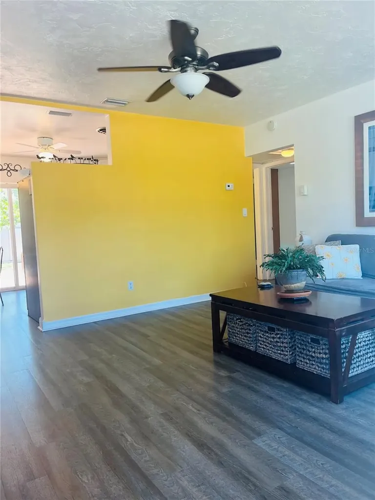 551 Orangewood Drive Dunedin FL 34698