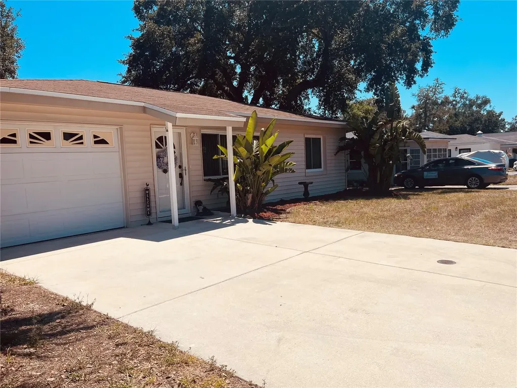 551 Orangewood Drive Dunedin FL 34698