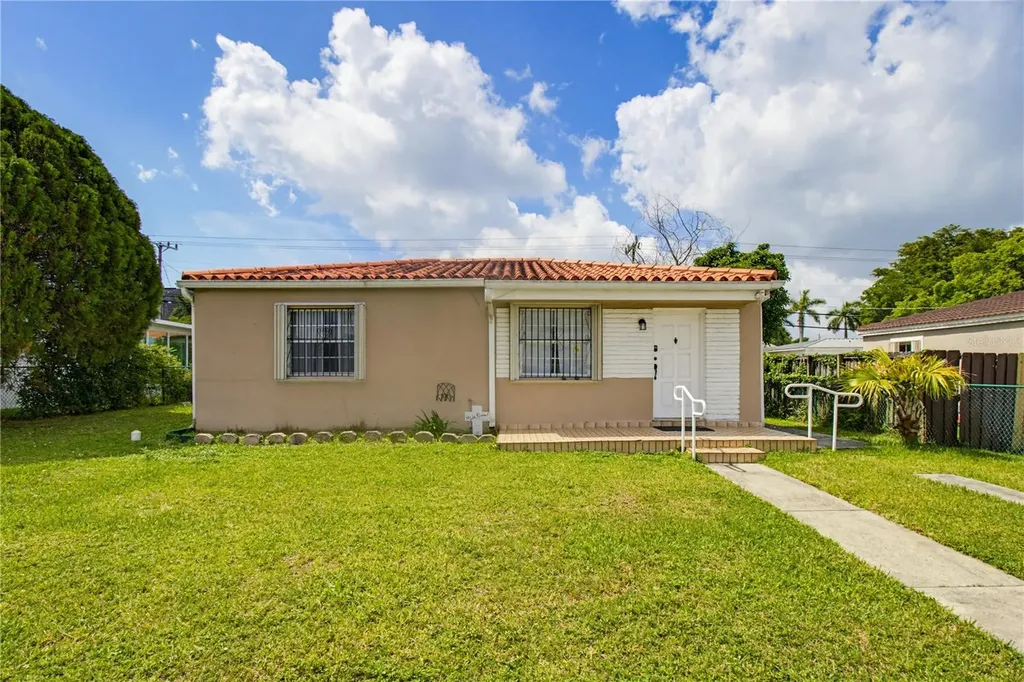 6342 SW 39th Terrace Miami FL 33155