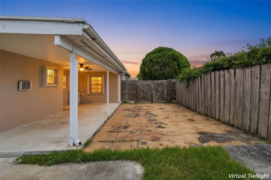 6342 SW 39th Terrace Miami FL 33155