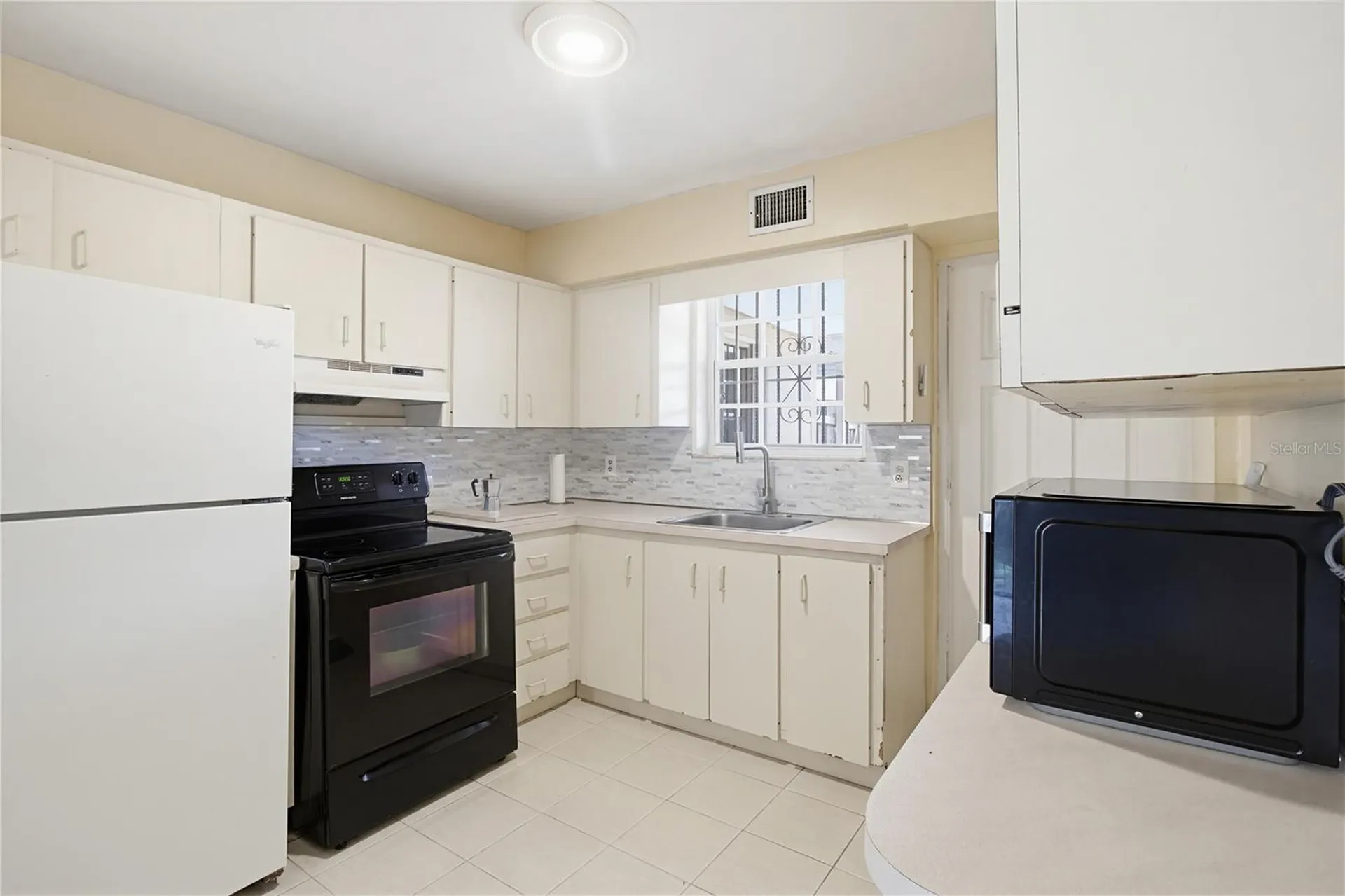6342 SW 39th Terrace Miami FL 33155