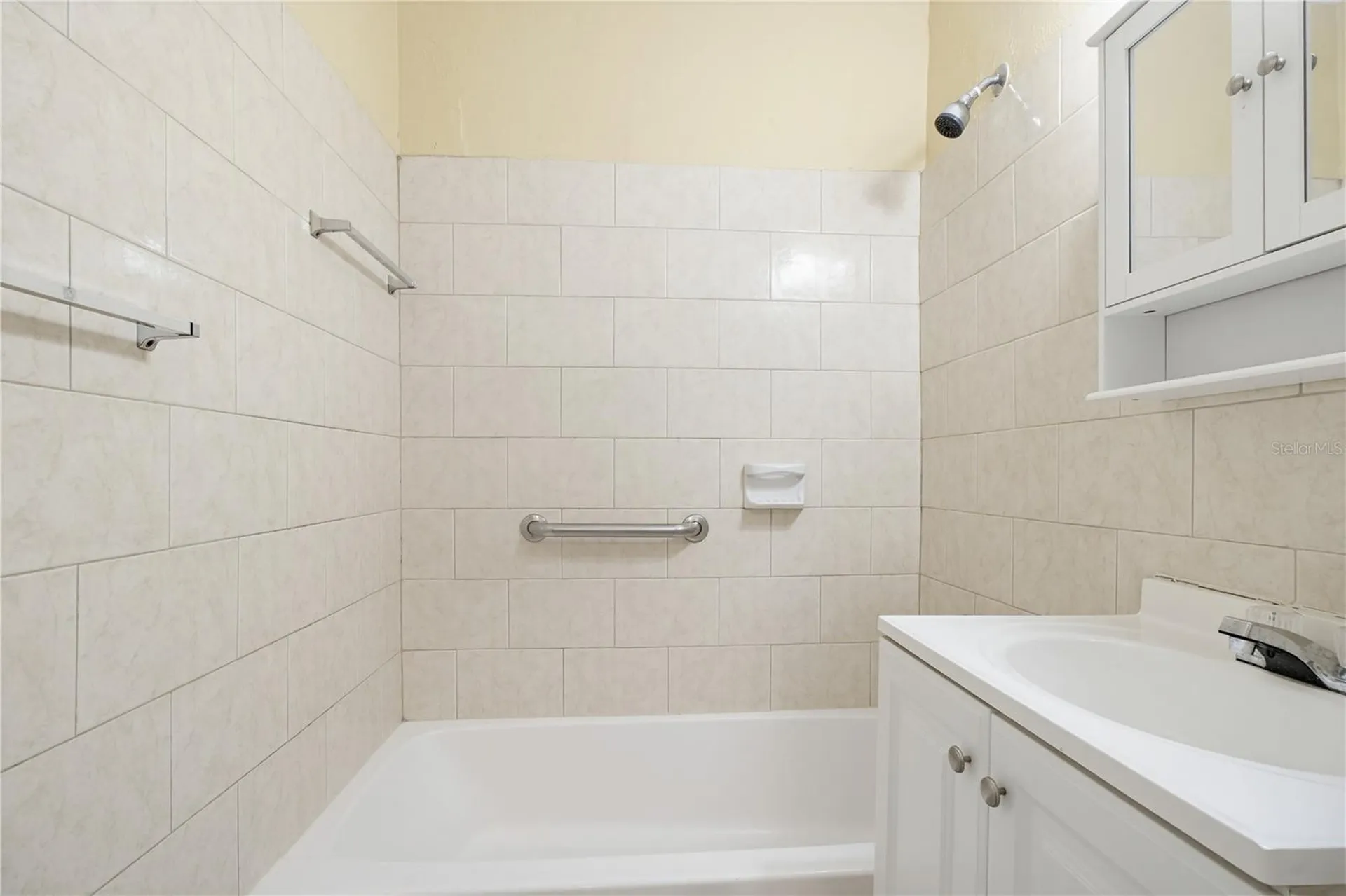 6342 SW 39th Terrace Miami FL 33155