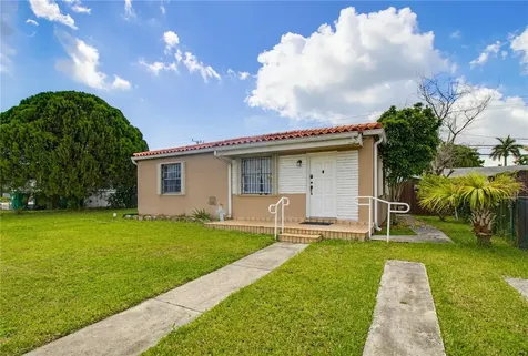 6342 SW 39th Terrace Miami FL 33155
