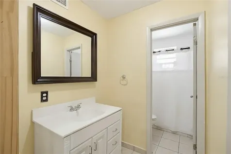 6342 SW 39th Terrace Miami FL 33155