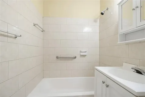 6342 SW 39th Terrace Miami FL 33155