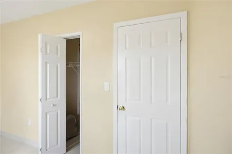 6342 SW 39th Terrace Miami FL 33155