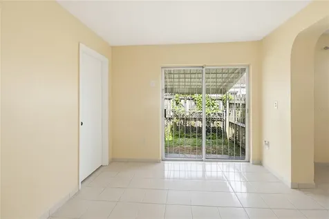 6342 SW 39th Terrace Miami FL 33155