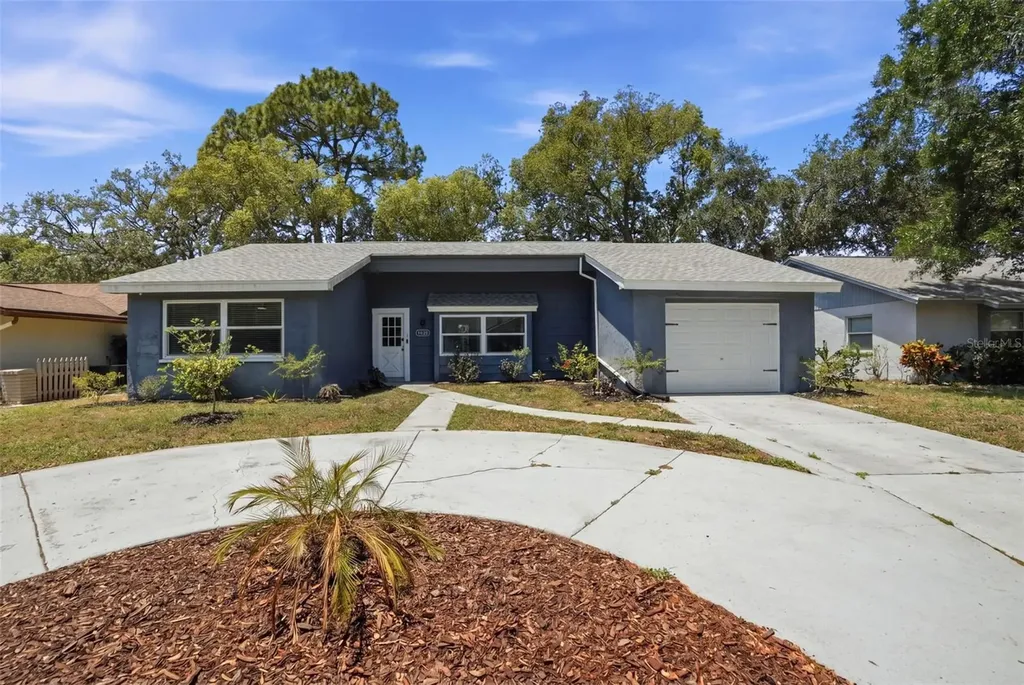 12607 Blackberry Row Hudson FL 34667