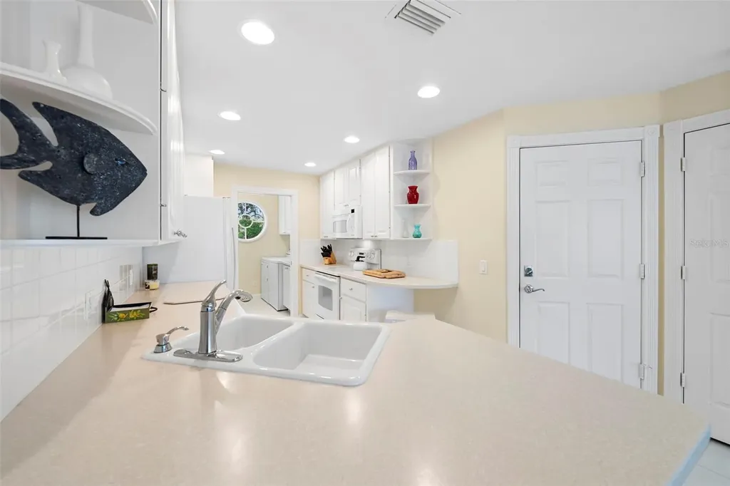 7520 Andora Drive Sarasota FL 34238