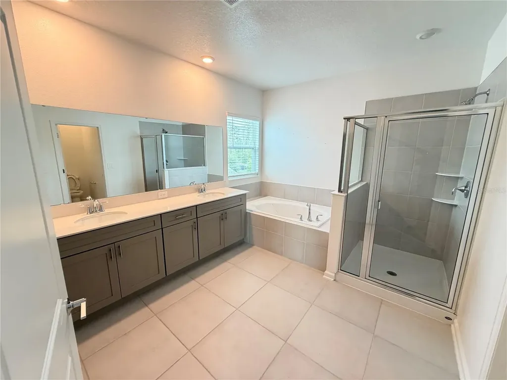 6367 Lakepine Street St Cloud FL 34771