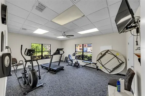 5849 Park St N St Petersburg FL 33709
