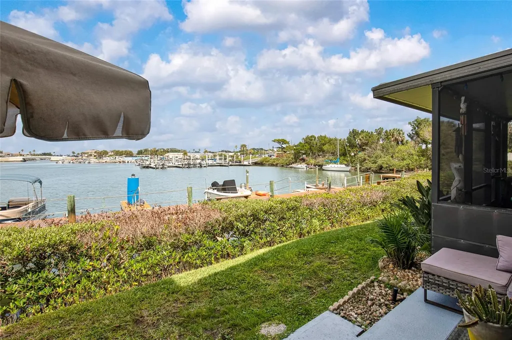 121 Lagoon Court New Smyrna Beach FL 32169
