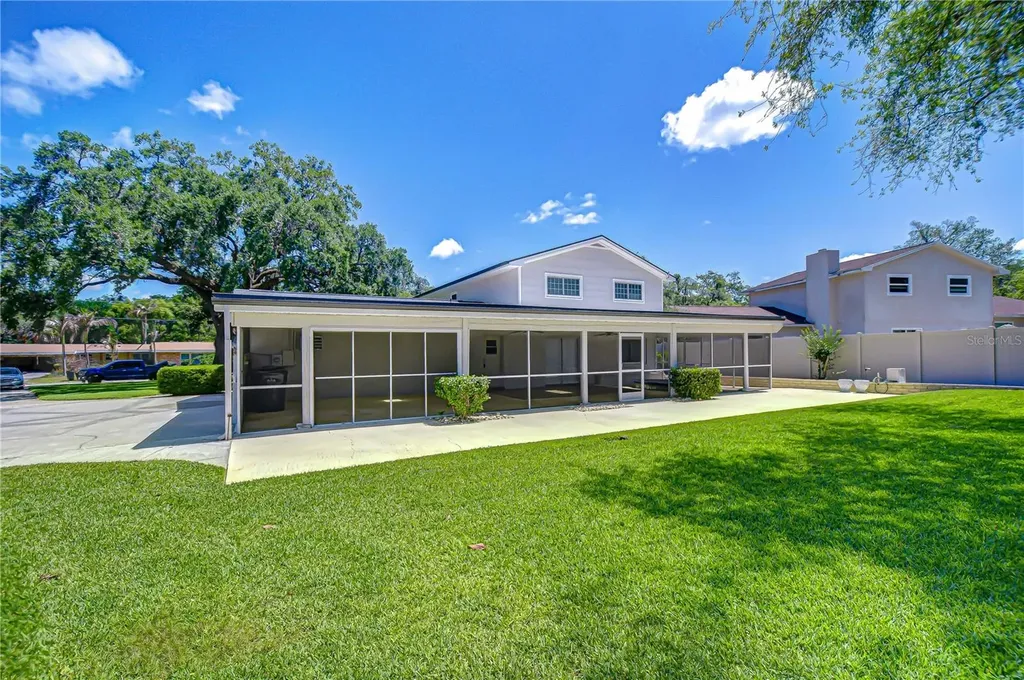 11912 Riverhills Drive Tampa FL 33617