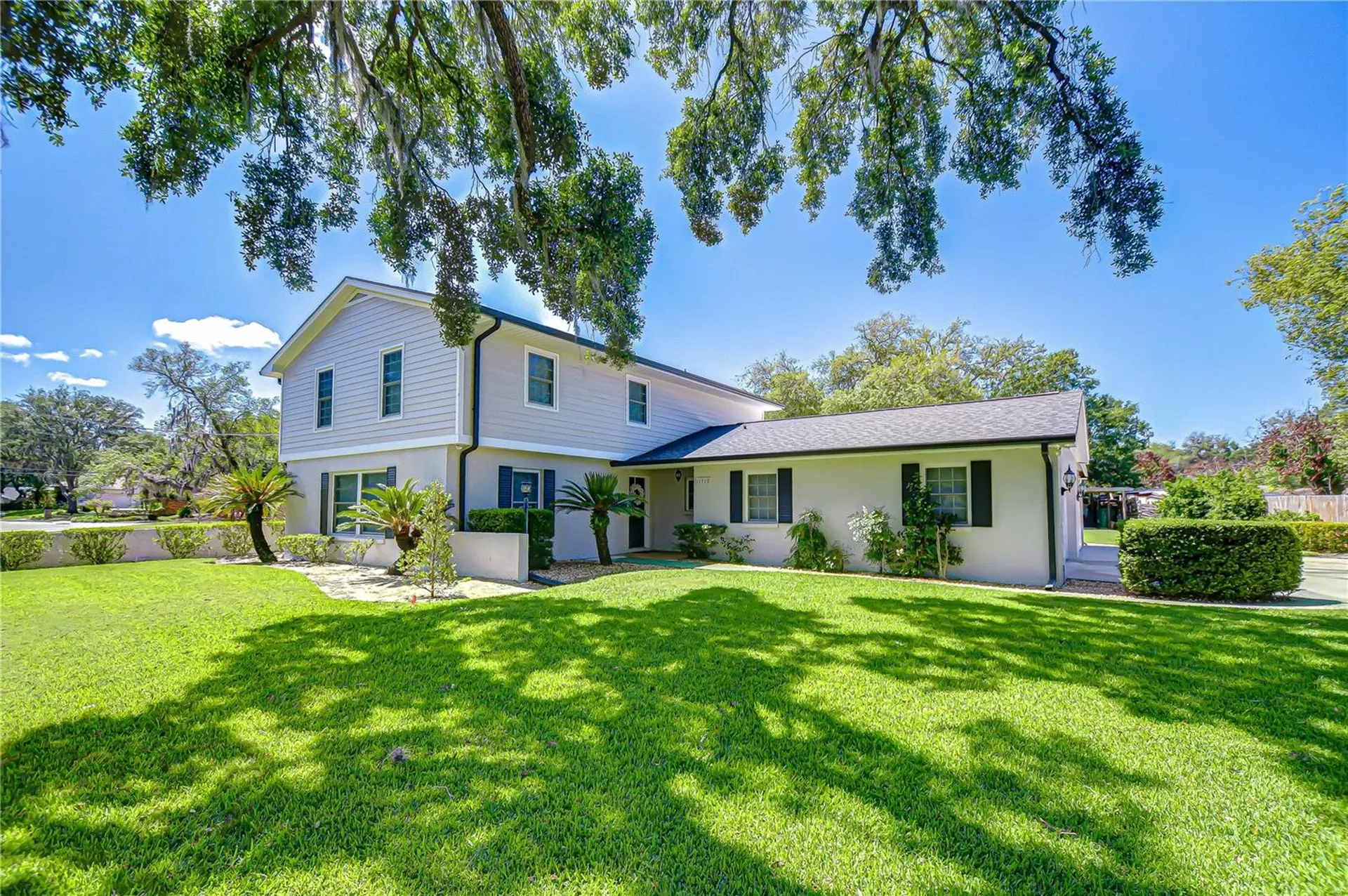 11912 Riverhills Drive Tampa FL 33617