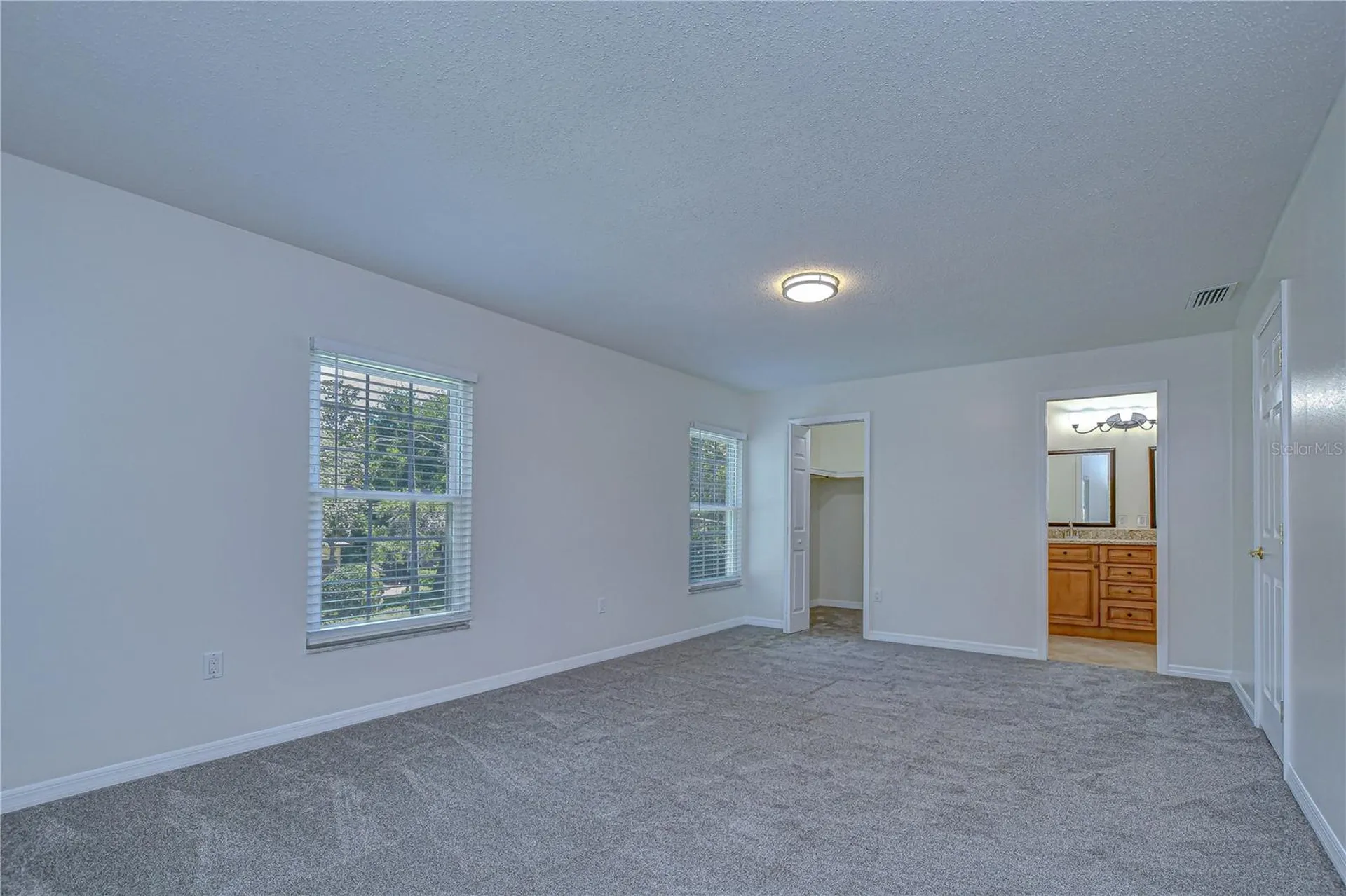 11912 Riverhills Drive Tampa FL 33617