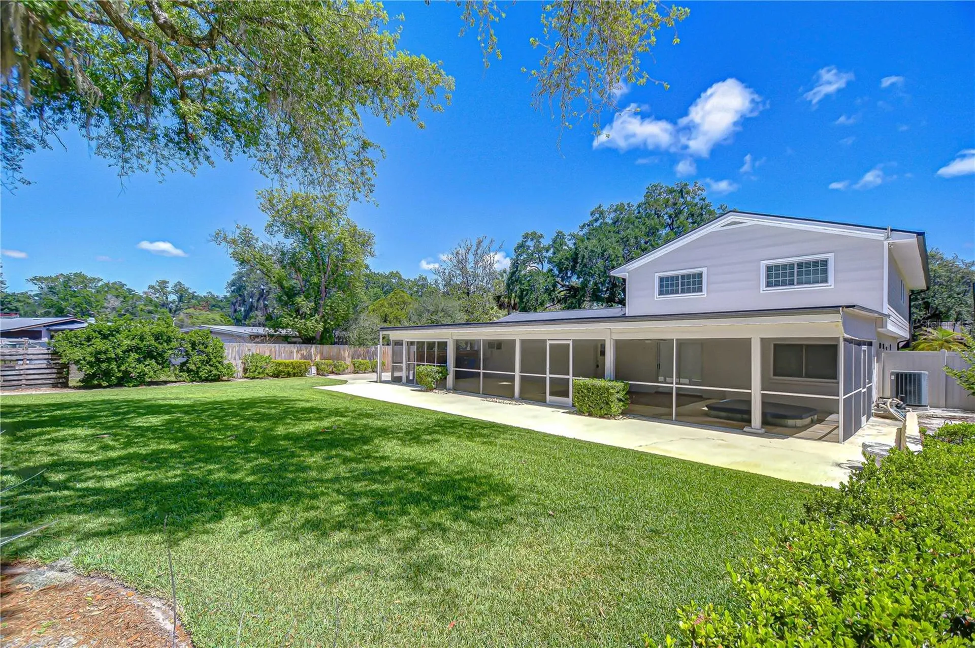 11912 Riverhills Drive Tampa FL 33617