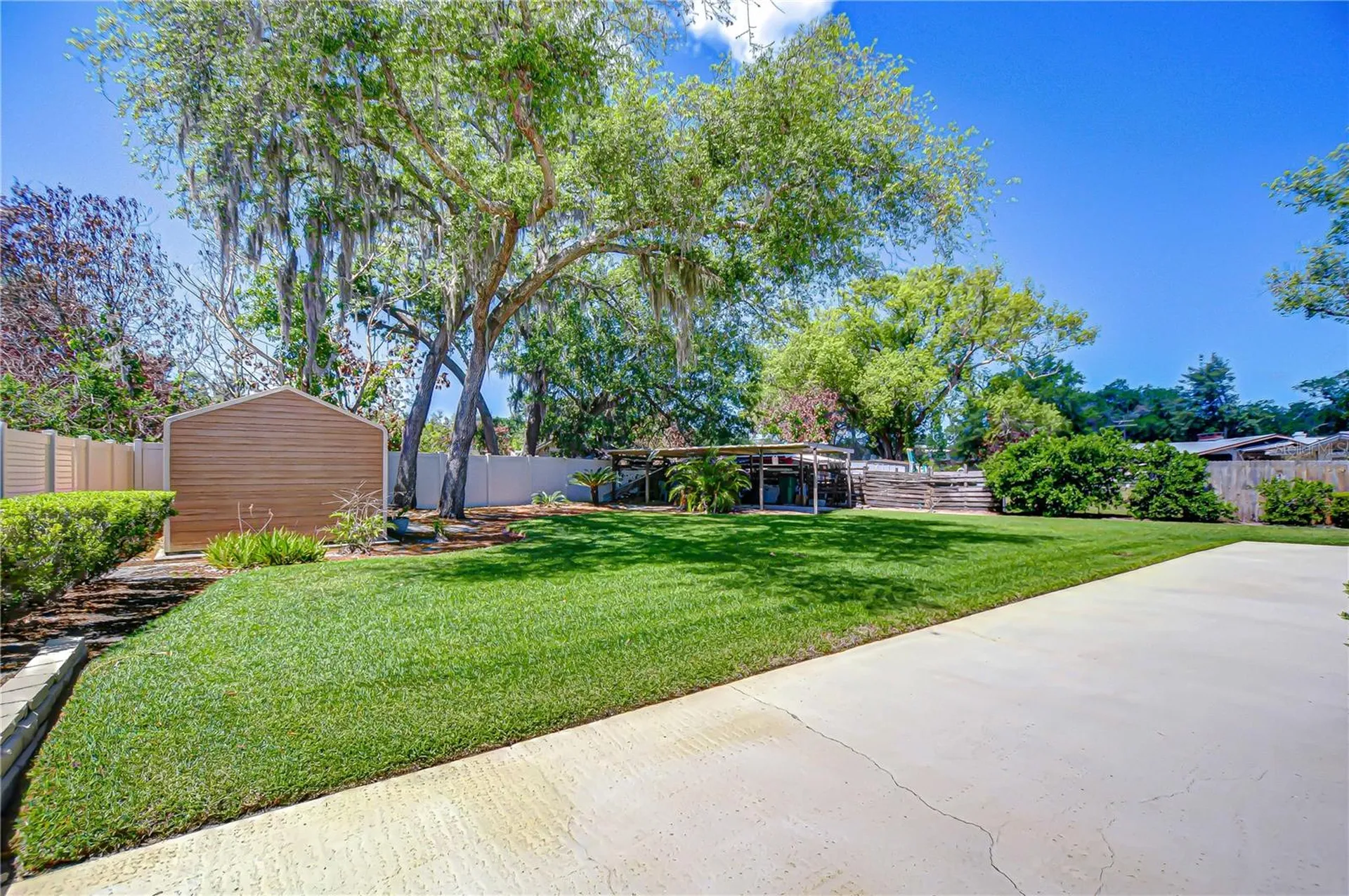11912 Riverhills Drive Tampa FL 33617