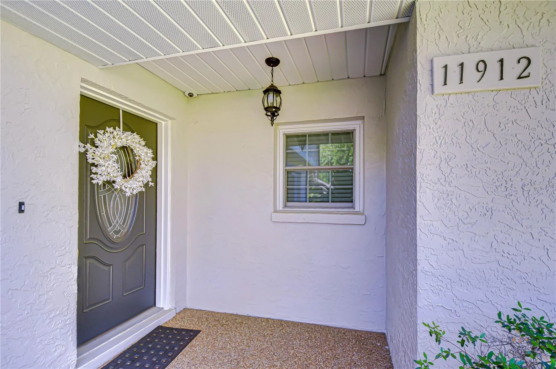 11912 Riverhills Drive Tampa FL 33617